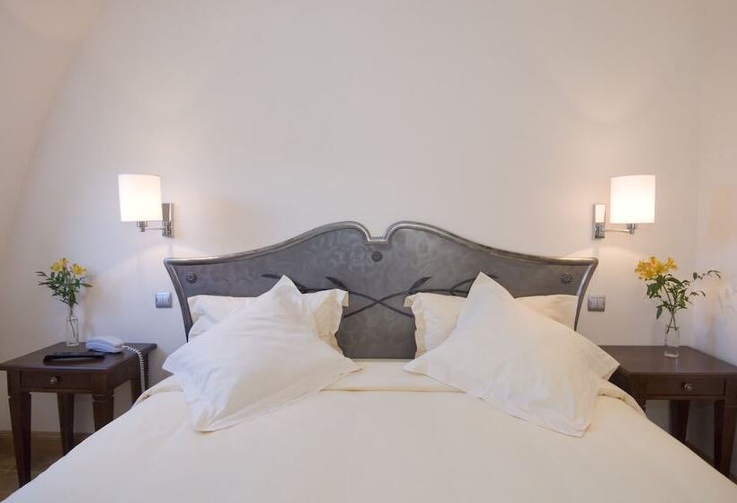 컴포트 룸, De France