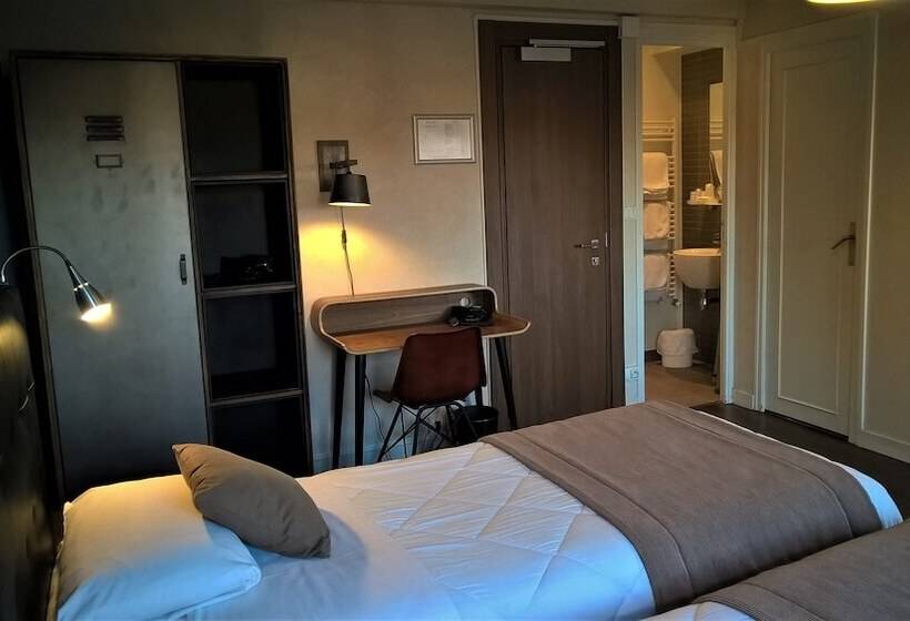 ファミリールーム, Des Cedres