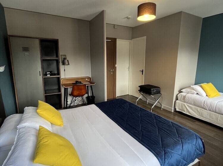 ファミリールーム, Des Cedres