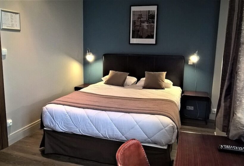 コンフォートルーム, Des Cedres