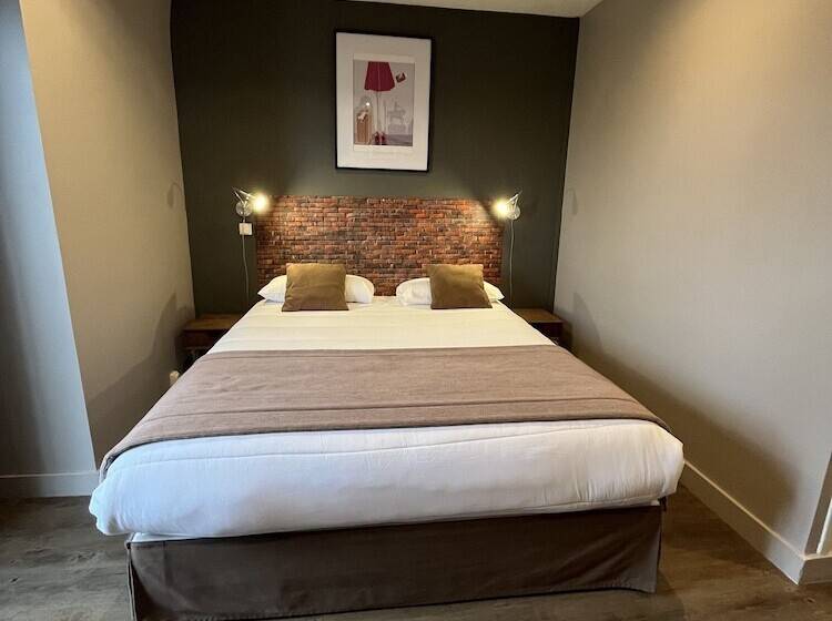 コンフォートルーム, Des Cedres