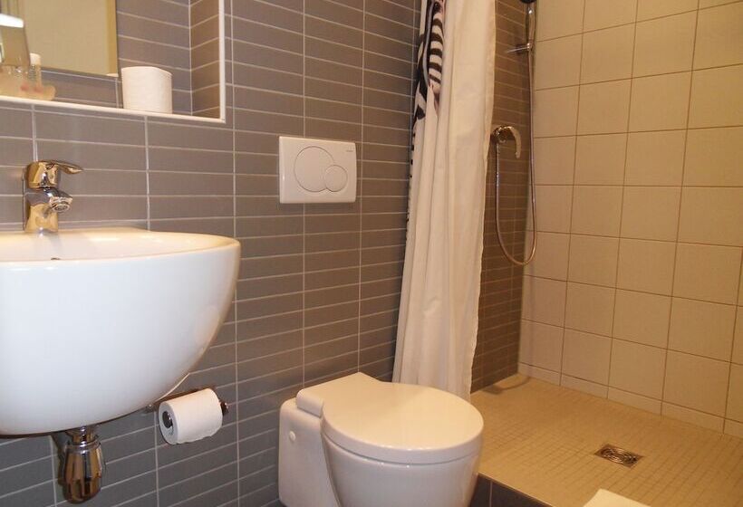 スタンダードルーム, Des Cedres