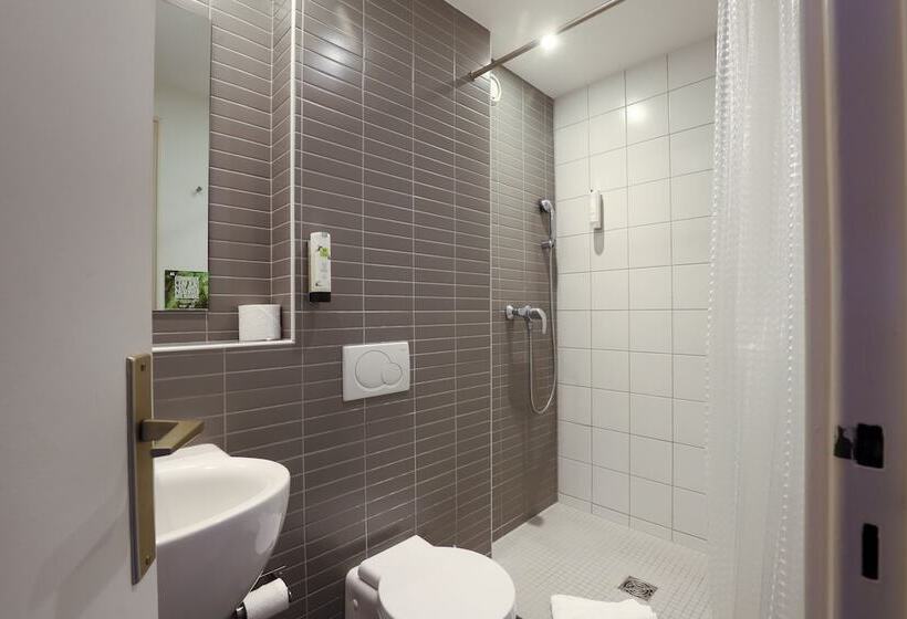 スタンダードルーム, Des Cedres