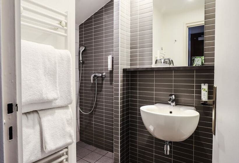 スタンダードルーム, Des Cedres