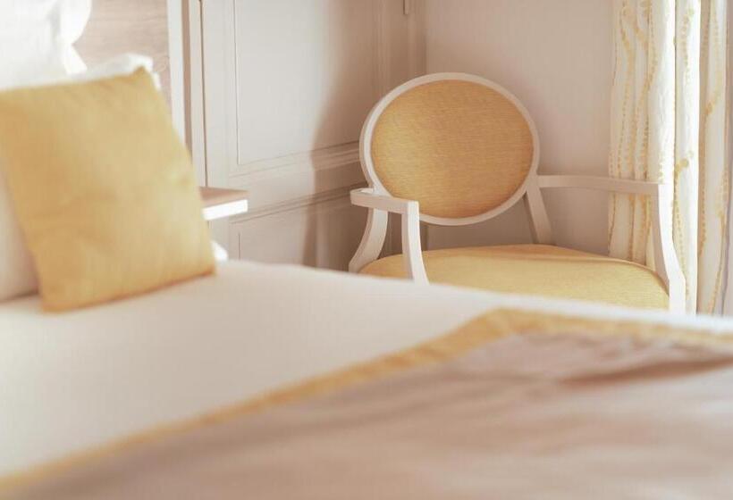 バルコニー付きスーペリアルーム, Ermitage De L Oasis & Spa  Cannes Mandelieu