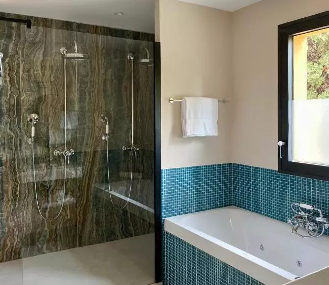 سوییت اجرایی, Ermitage De L Oasis & Spa Cannes Mandelieu
