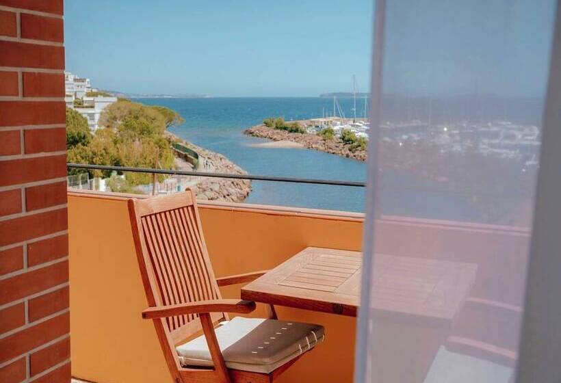 オーシャンビューデラックスルームバルコニー付き, Ermitage De L Oasis & Spa  Cannes Mandelieu