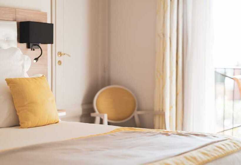 オーシャンビューデラックスルームバルコニー付き, Ermitage De L Oasis & Spa  Cannes Mandelieu