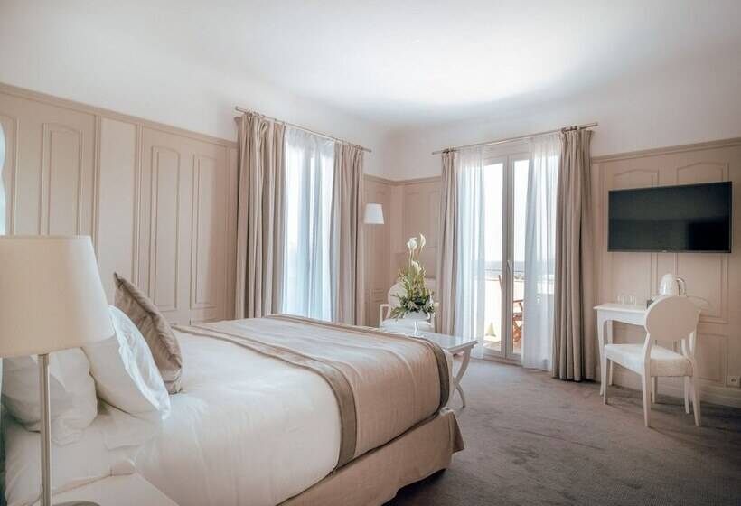 オーシャンビューデラックスルームバルコニー付き, Ermitage De L Oasis & Spa  Cannes Mandelieu