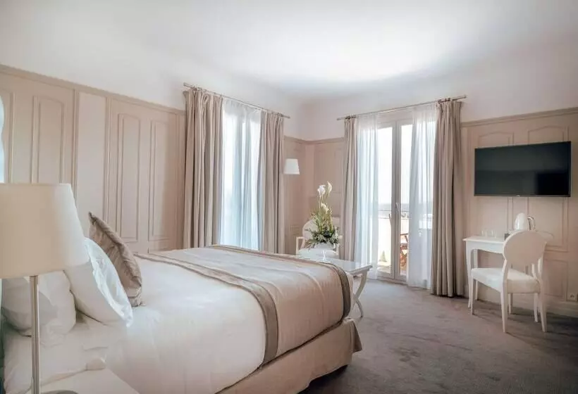 اتاق لوکس با بالکن و چشمانداز دریا, Ermitage De L Oasis & Spa Cannes Mandelieu