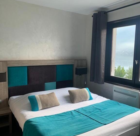 חדר משפתחתי סופריור, Hôtel Beauregard, The Originals Relais