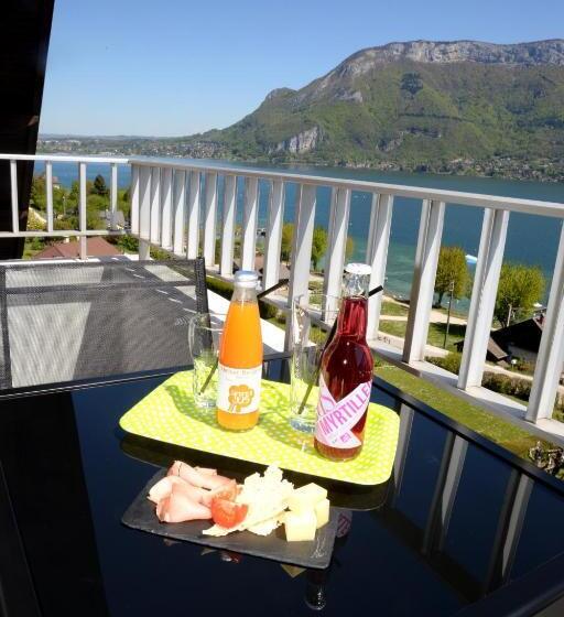 חדר דלוקס עם מרפסת, Hôtel Beauregard, The Originals Relais