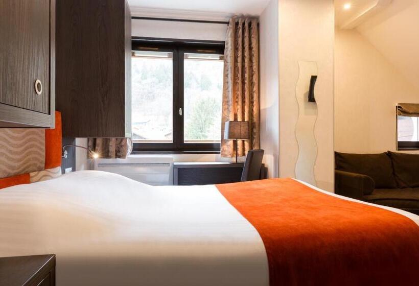 חדר משפתחתי סופריור, Hôtel Beauregard, The Originals Relais