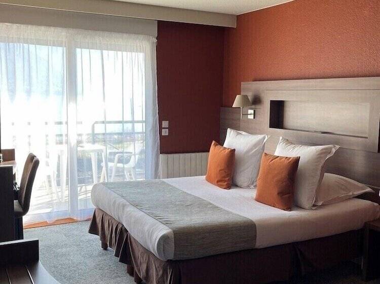 חדר יוקרתי, Hôtel Beauregard, The Originals Relais