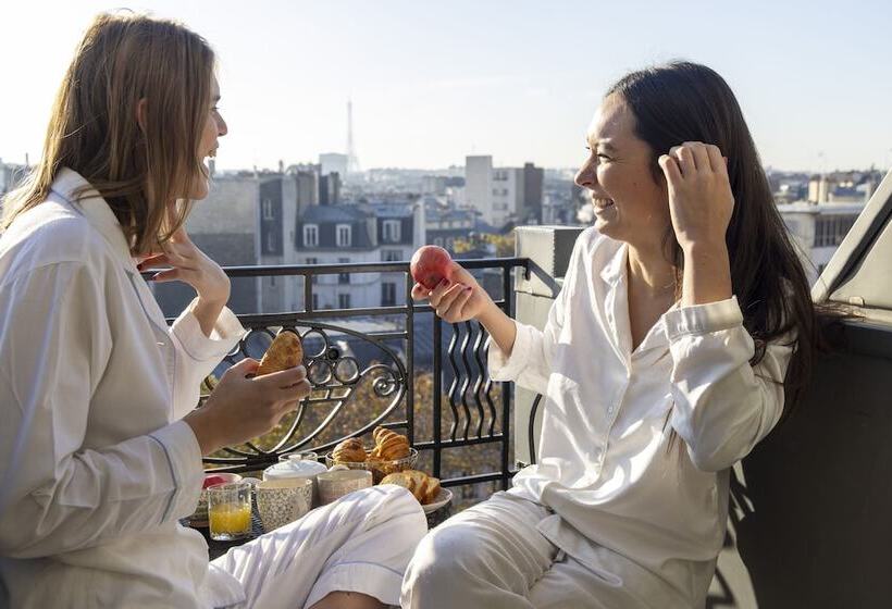 سوییت, Hôtel De Banville