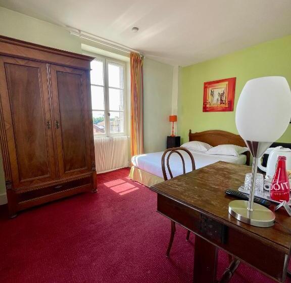 Номер Стандарт, Hôtel De France