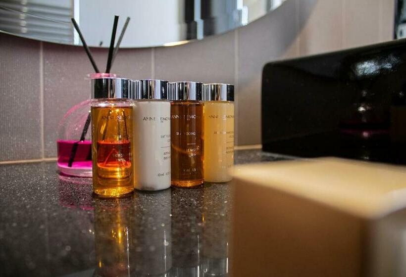 سوییت, Le Canberra