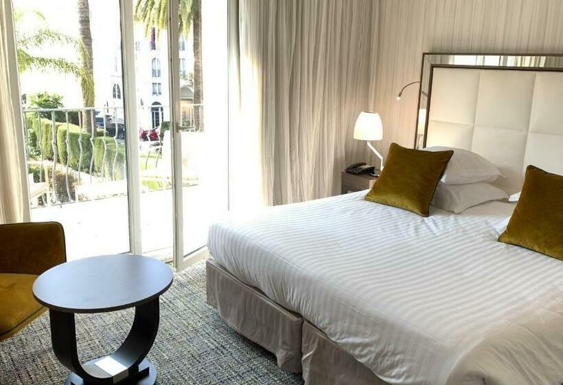 Quarto Prestige, Le Canberra