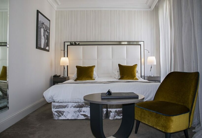 اتاق کلاسیک, Le Canberra