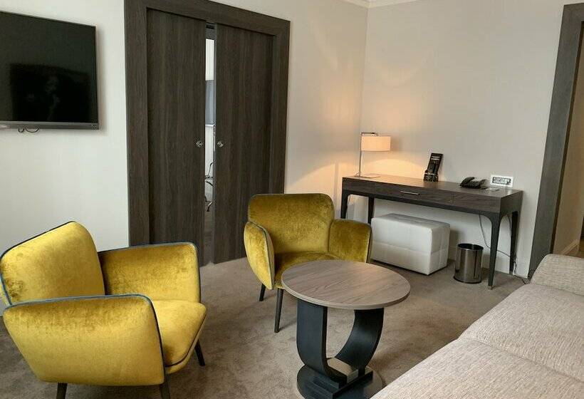 سوییت, Le Canberra