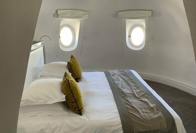 سوییت پرستیژ, Le Canberra