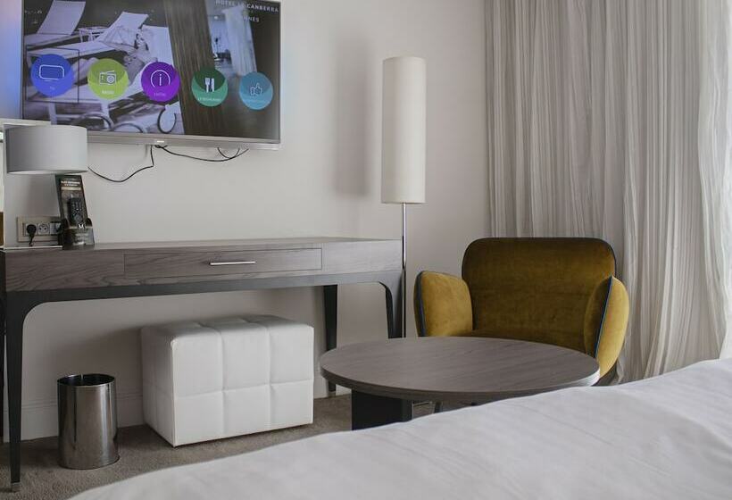 اتاق پرمیوم, Le Canberra