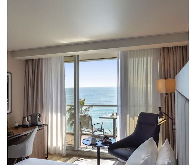 オーシャンビュースイート, Radisson Blu Hotel Nice