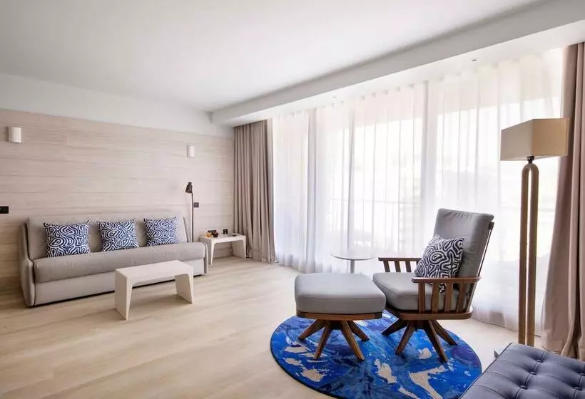 Sviitti Merinäkymä, Radisson Blu Hotel Nice