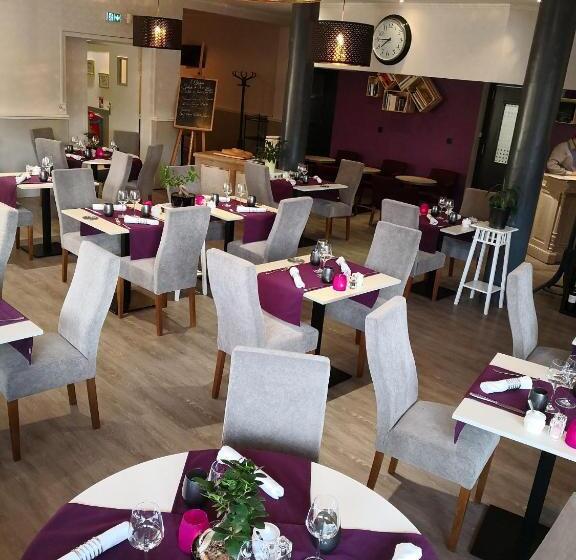 غرفة قياسية فردية, Logis Hôtel Restaurant La Coupe D Or