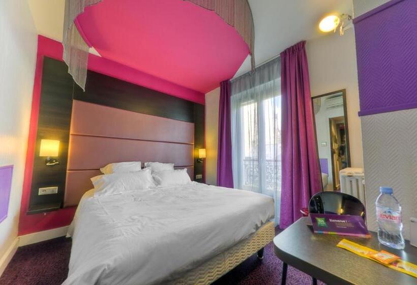 スタンダードルーム, Accueil Paris Pigalle Montmartre