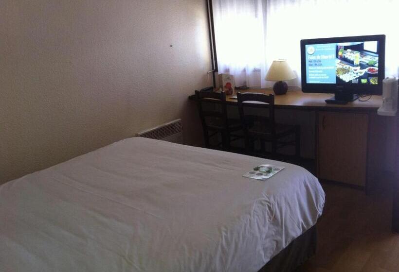 스탠다드 룸 더블 침대, Campanile Brive La Gaillarde Ouest