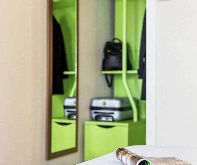 غرفة قياسية, Campanile Dreux