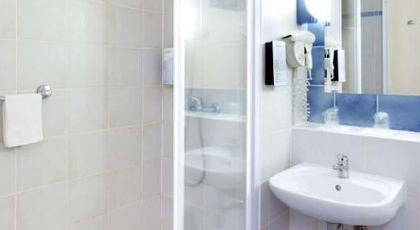 غرفة قياسية, Campanile Clermont Ferrand ~ Thiers