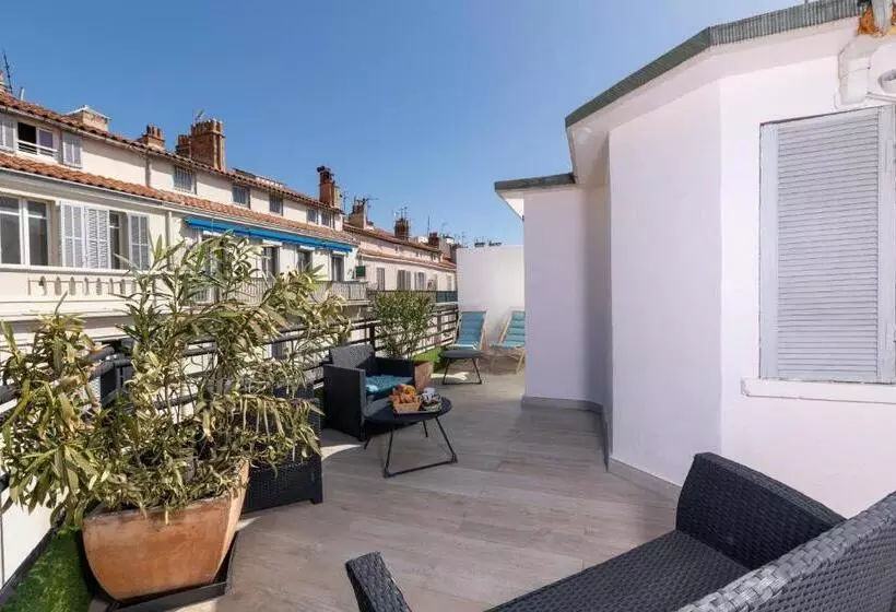 Quarto standart com terraça, Celenya
