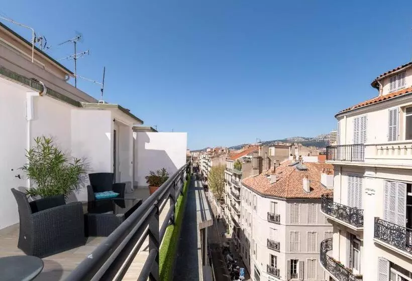 Quarto standart com terraça, Celenya