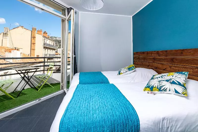 Quarto standard, Celenya