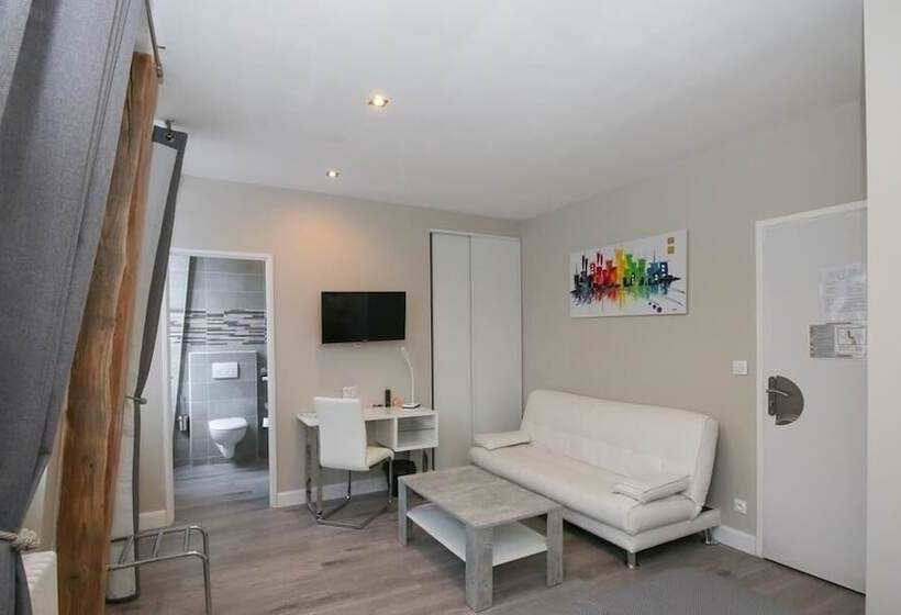 高级大房间, Des 2 Nations