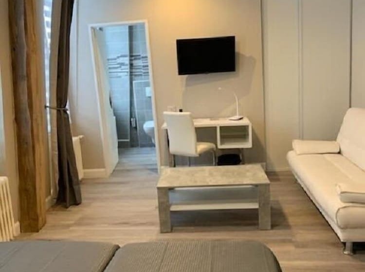 高级大房间, Des 2 Nations