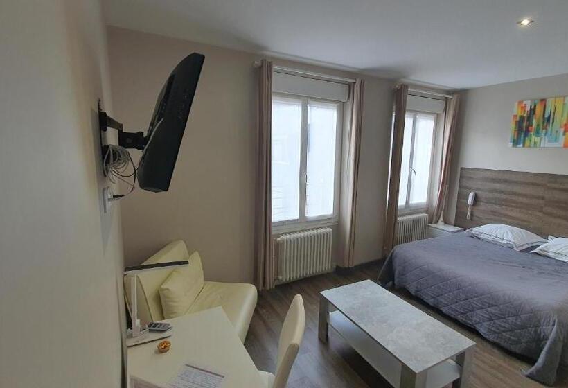 带大床的高级房间, Des 2 Nations