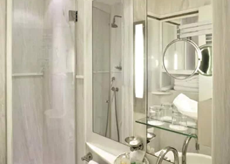 クラシックルーム, Gavarni