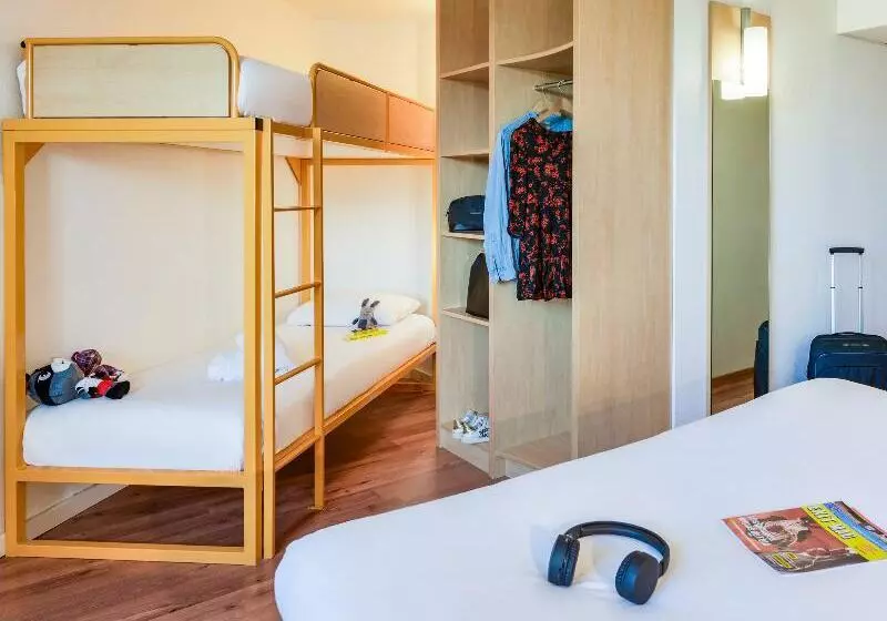 ファミリールーム, Ibis Clermontferrand Montferrand