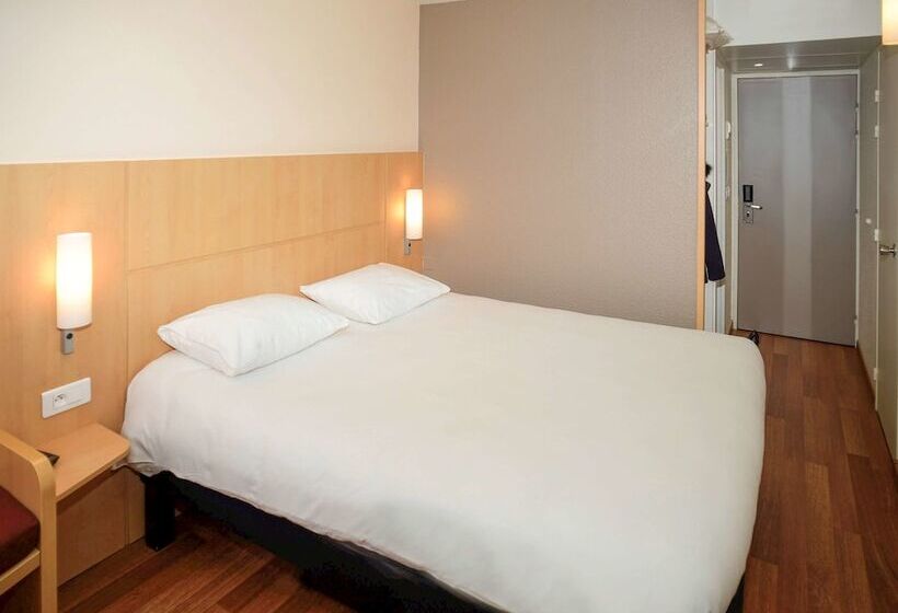 스탠다드 룸 더블 침대, Ibis Lyon Gerland Merieux