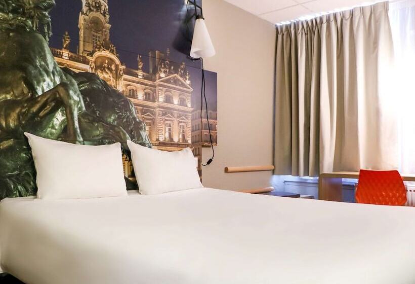 اتاق استاندارد با تخت دوبل, Ibis Lyon Gerland Merieux