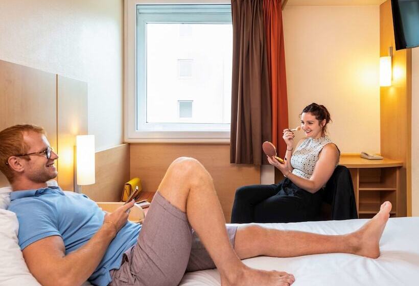 ダブルベッドスタンダードルーム, Ibis Paris Marne La Vallee Emerainville