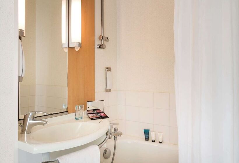 Номер Стандарт, B&b Hotel Niort Sud Venise Verte
