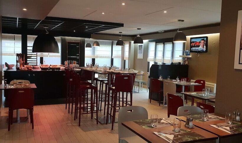 غرفة قياسية, Kyriad Blois Nord