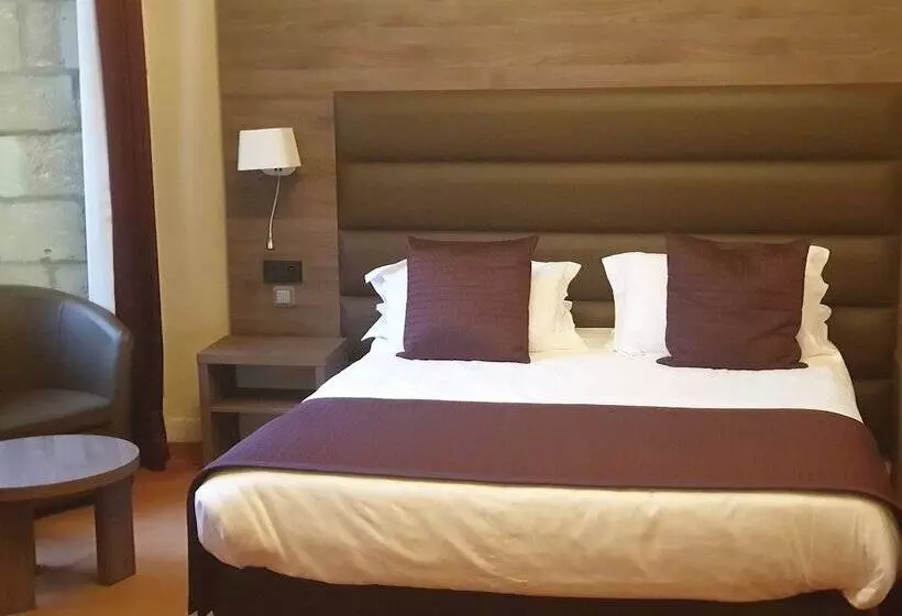 スーペリアールーム, L Hostellerie Du Chateau De Bricquebec