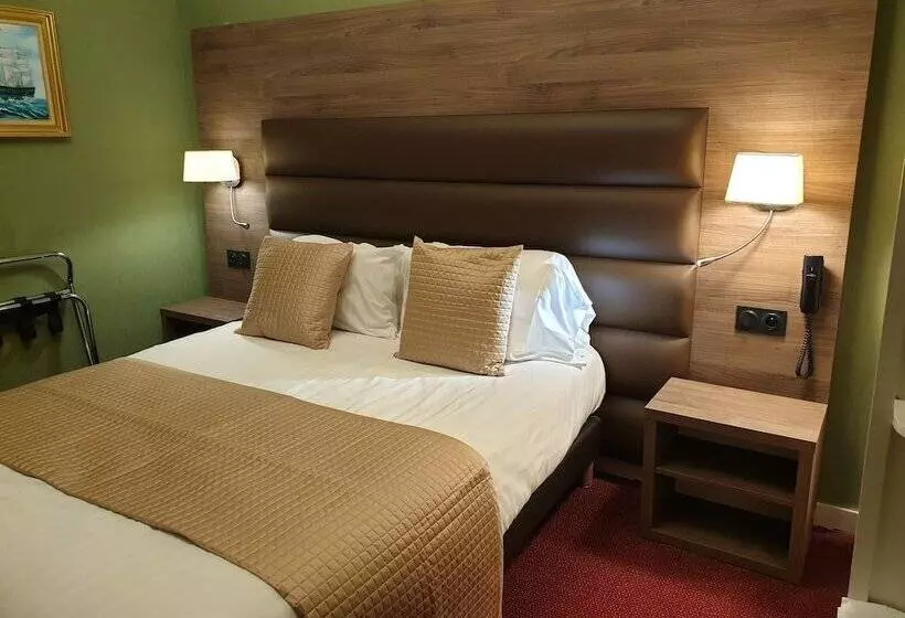 スーペリアールーム, L Hostellerie Du Chateau De Bricquebec