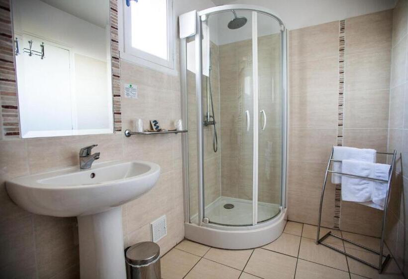 غرفة قياسية, La Flambee