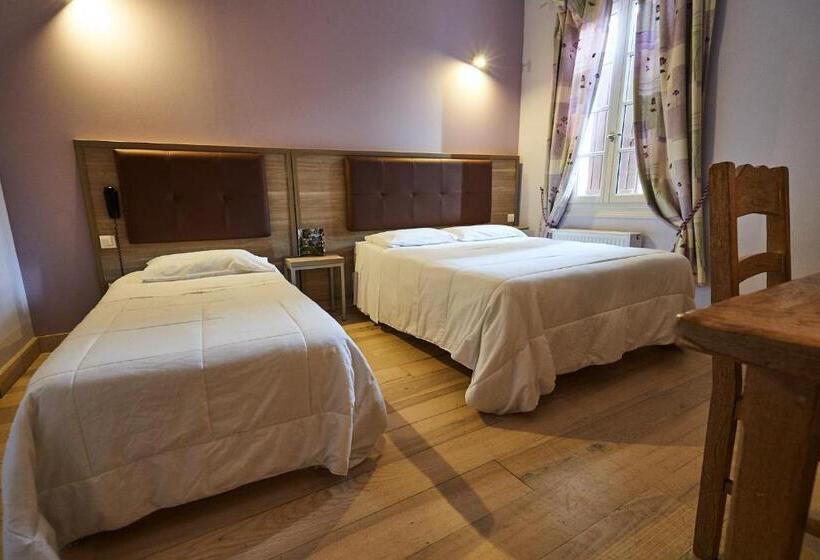 غرفة قياسية ثلاثية, La Flambee